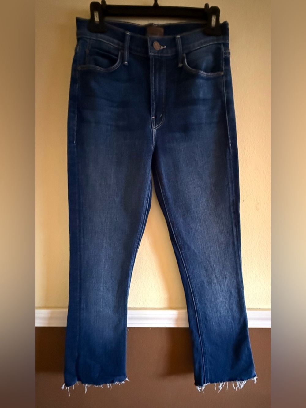MOTHER Runway Step Fray Jeans In Groovy Wash. Like new!!